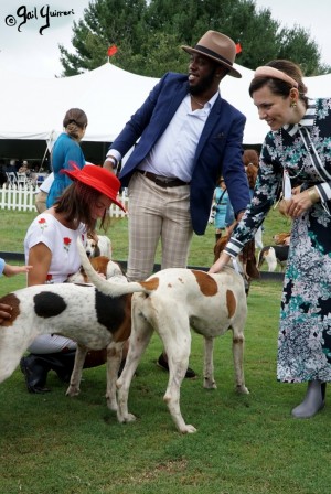 Hounds of Middleburg Hunt entertain the crowds at NSLM Polo Classic, 2022