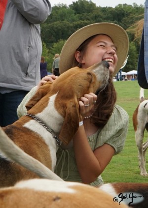 Hounds of Middleburg Hunt entertain the crowds at NSLM Polo Classic, 2022