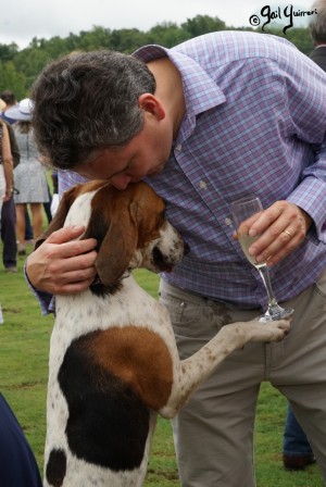 Hounds of Middleburg Hunt entertain the crowds at NSLM Polo Classic, 2022